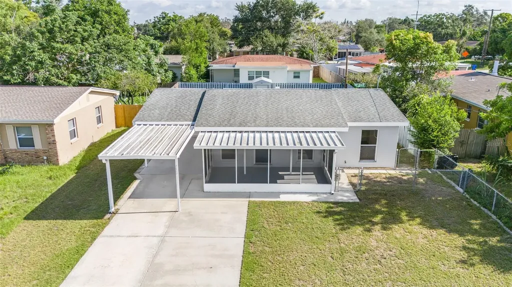 7022 Aspen Avenue Tampa FL 33637
