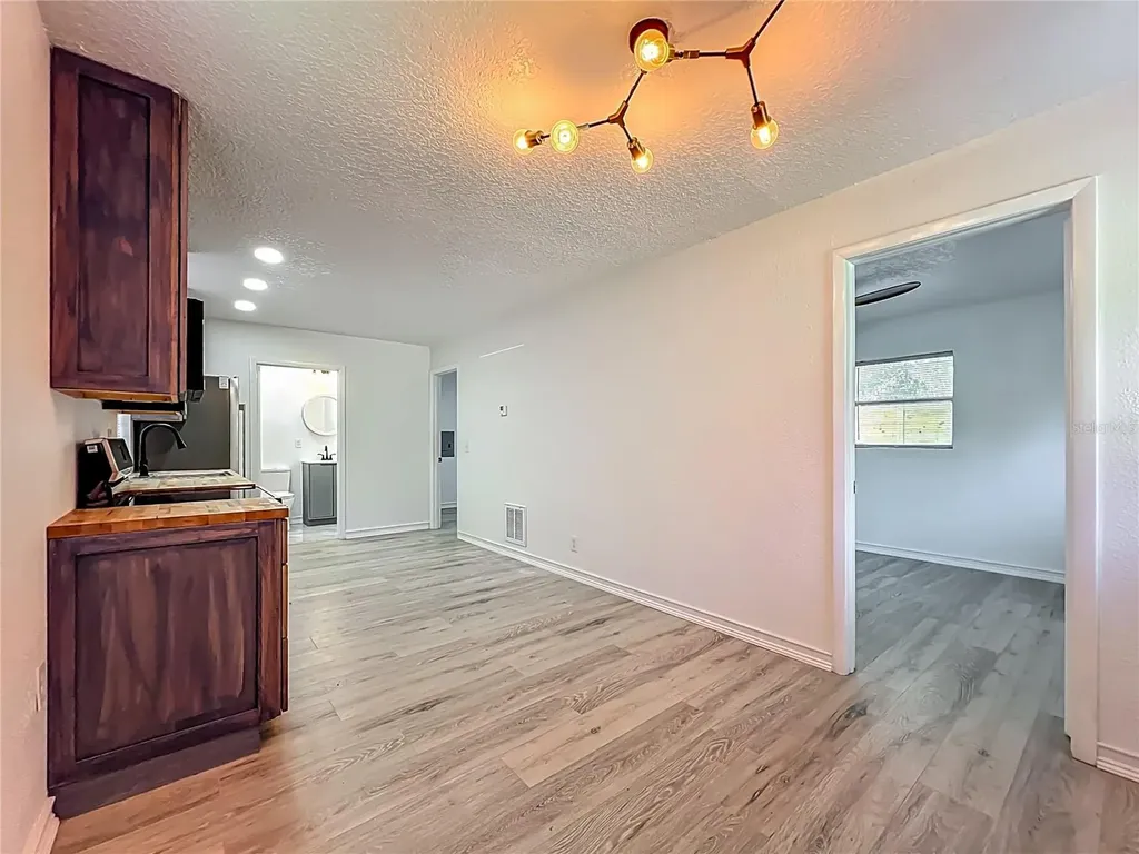 8781 S Lakeshore Drive Floral City FL 34436