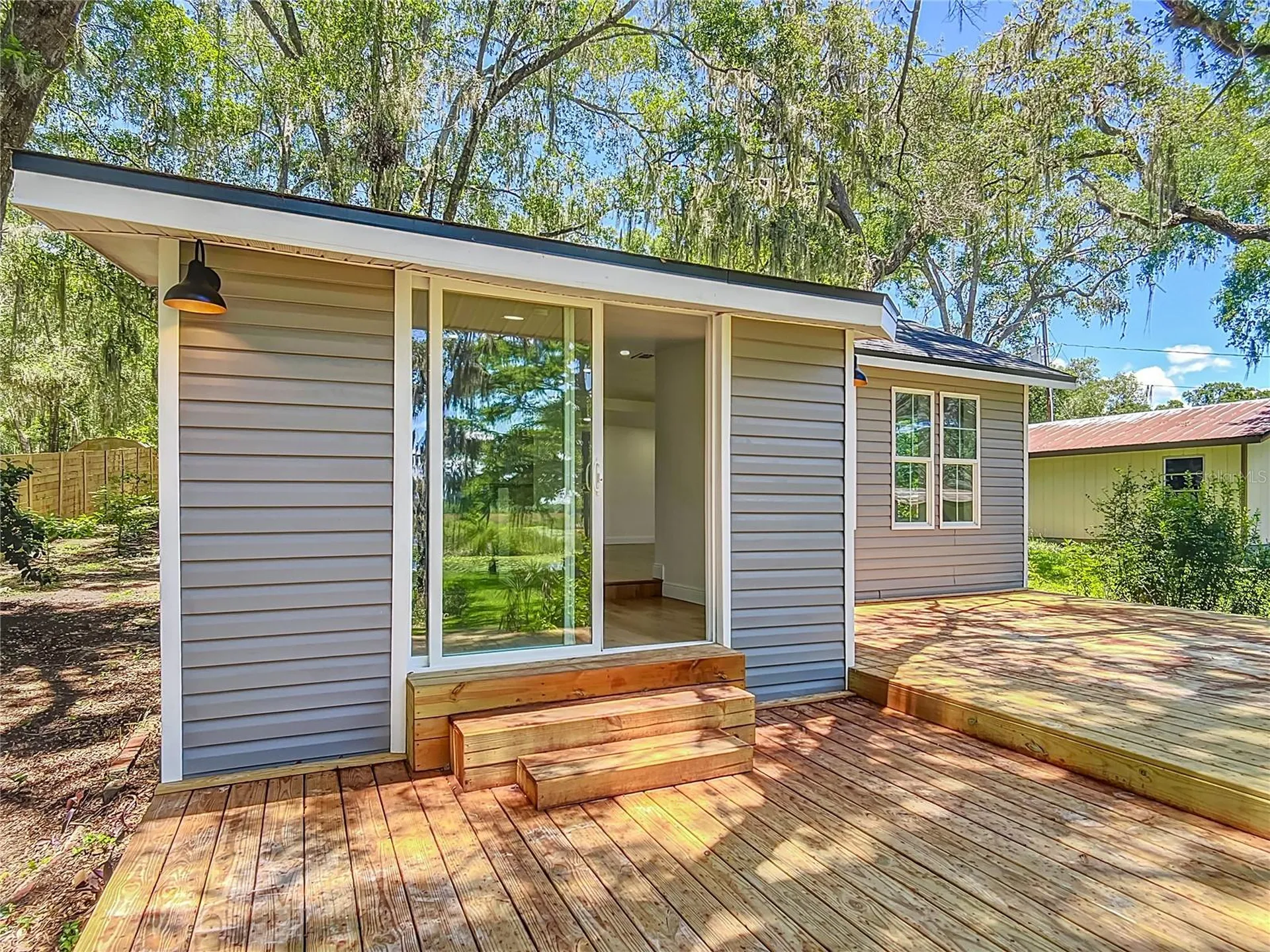 8781 S Lakeshore Drive Floral City FL 34436