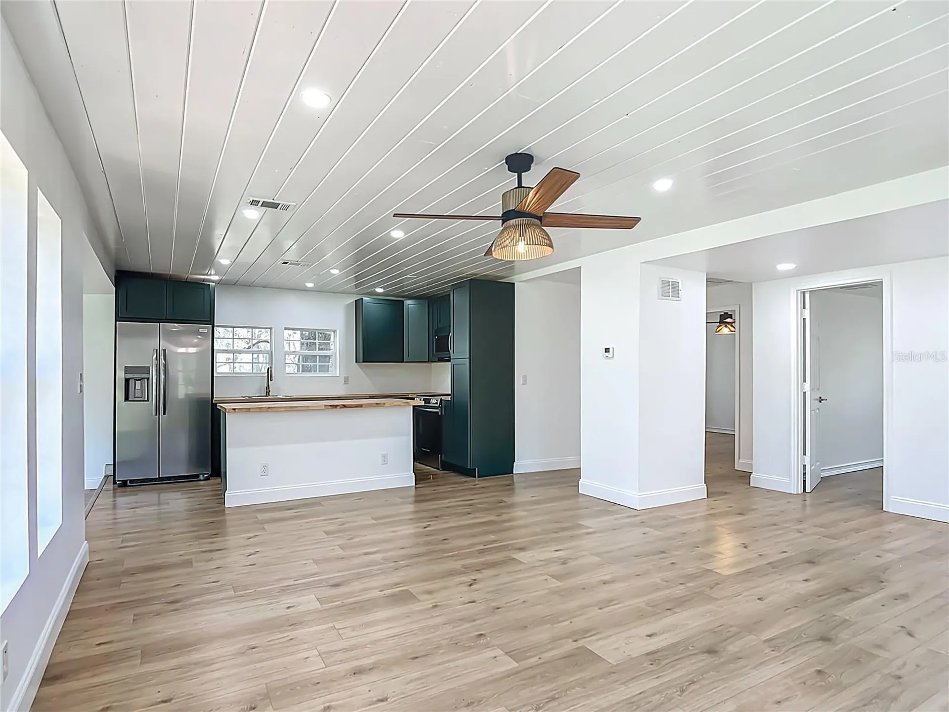 8781 S Lakeshore Drive Floral City FL 34436