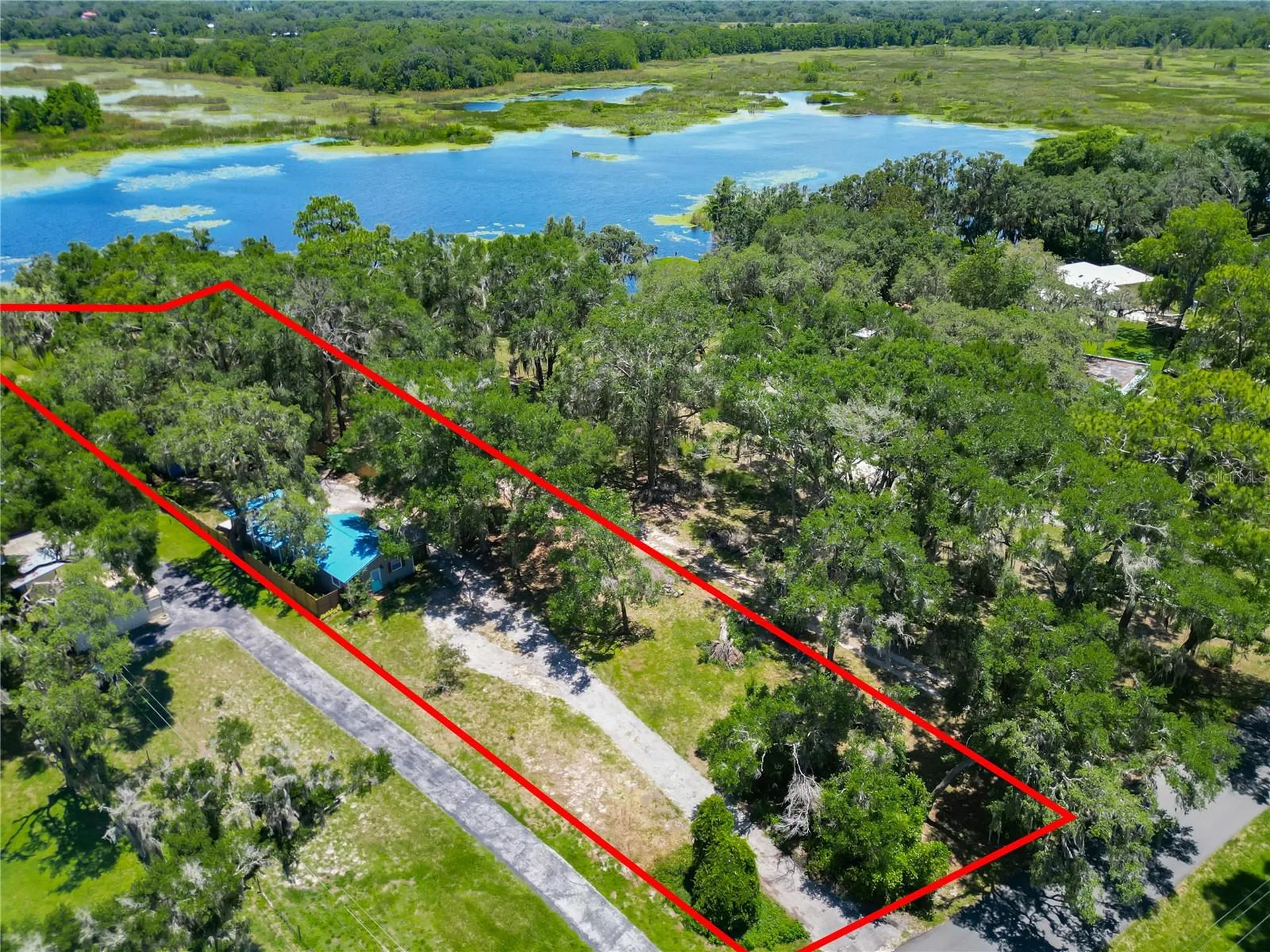 8781 S Lakeshore Drive Floral City FL 34436