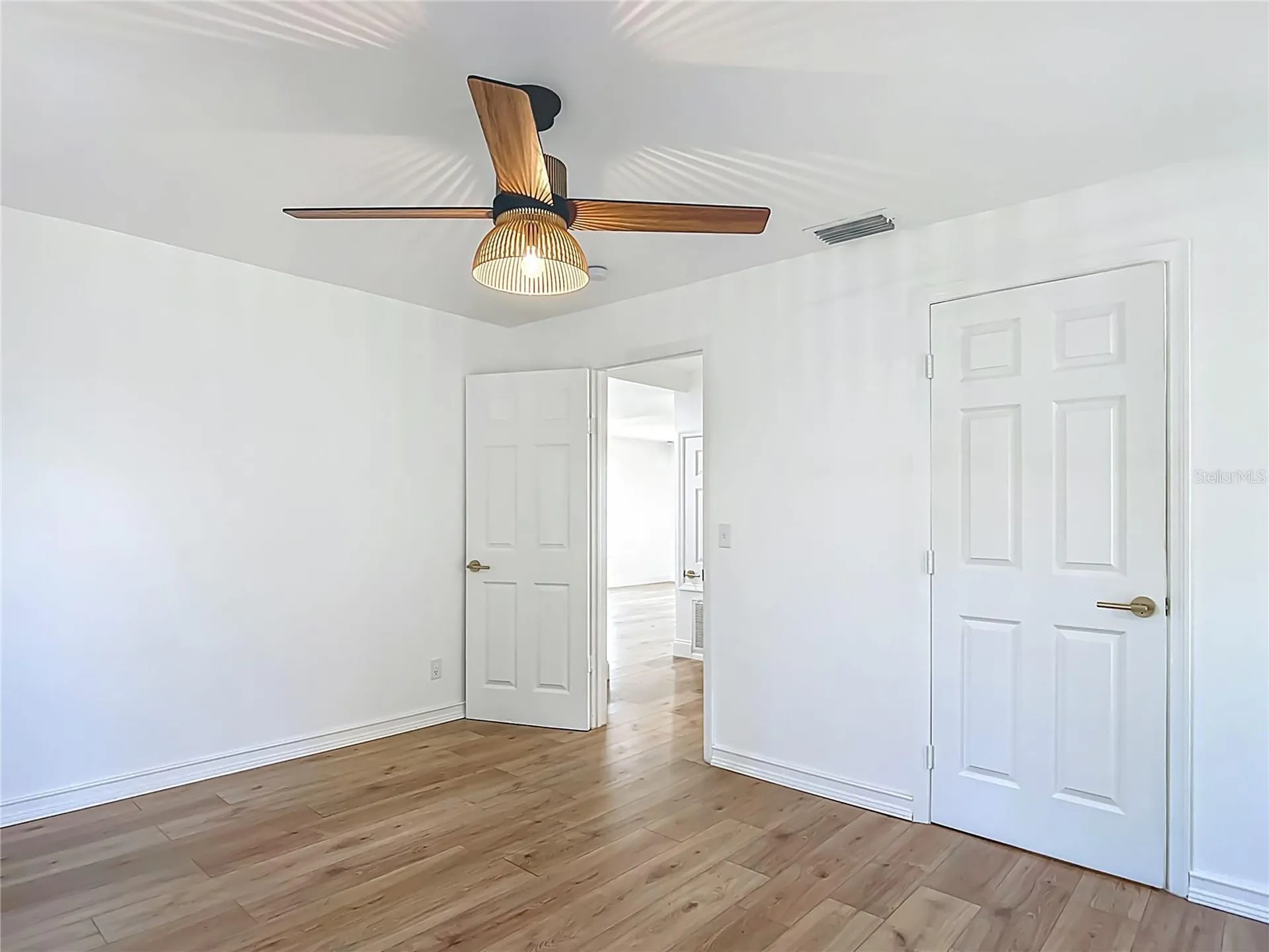 8781 S Lakeshore Drive Floral City FL 34436
