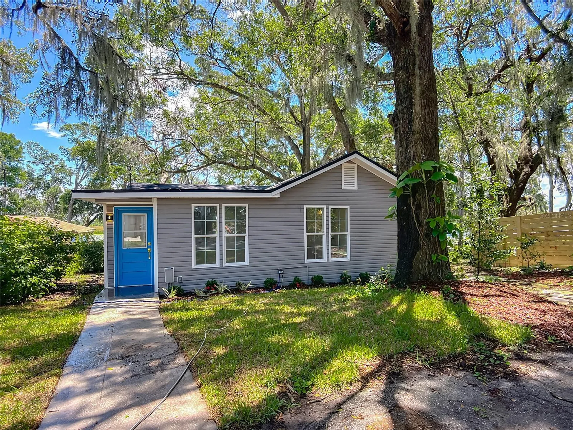 8781 S Lakeshore Drive Floral City FL 34436
