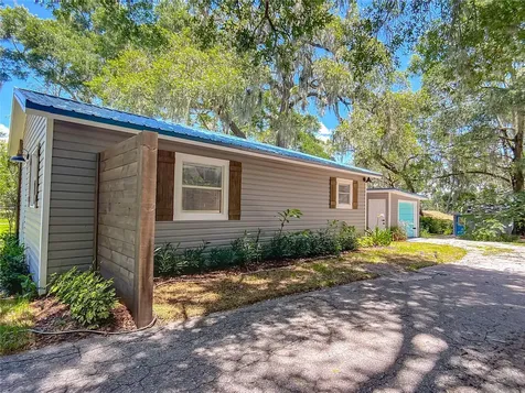 8781 S Lakeshore Drive Floral City FL 34436