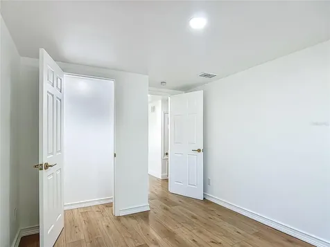 8781 S Lakeshore Drive Floral City FL 34436