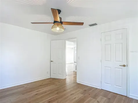 8781 S Lakeshore Drive Floral City FL 34436