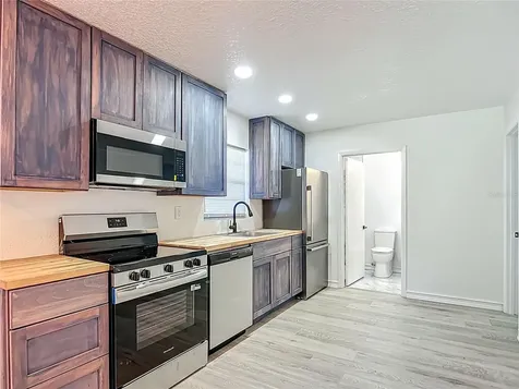 8781 S Lakeshore Drive Floral City FL 34436