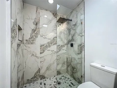 8781 S Lakeshore Drive Floral City FL 34436