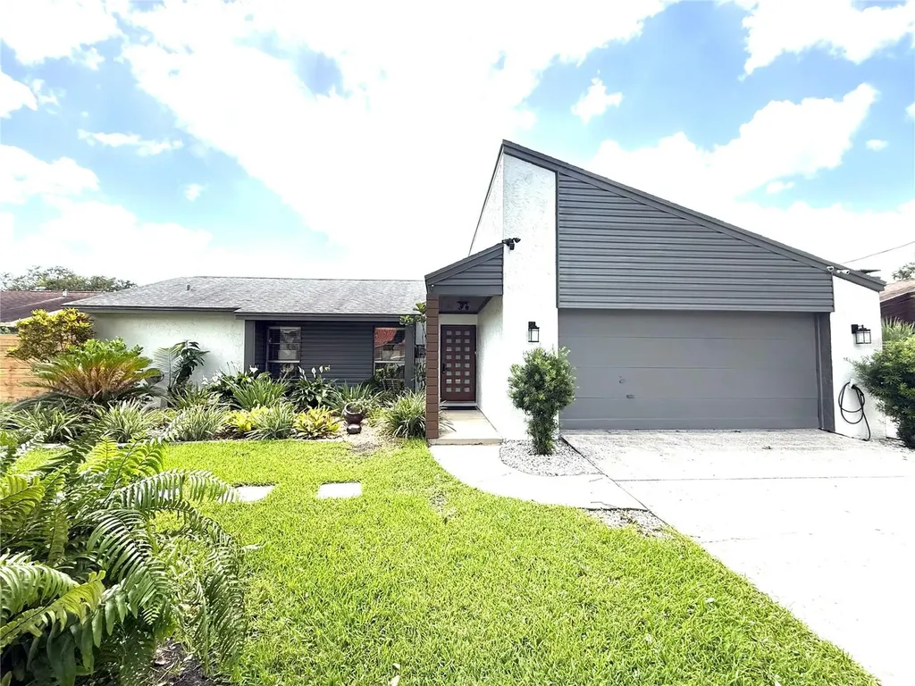 8020 N Gomez Avenue Tampa FL 33614