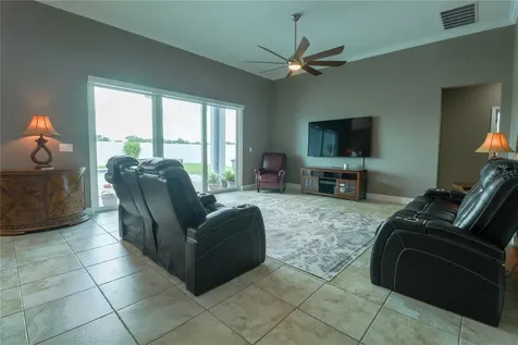 5054 Lake Toscana Drive Wimauma FL 33598