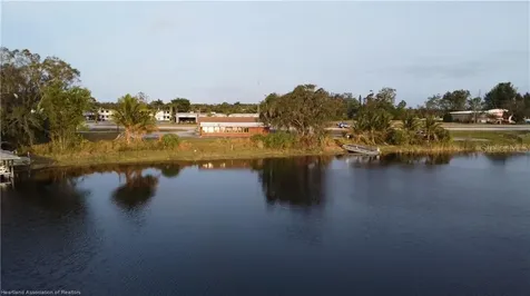 2200 Us 27 S Lake Placid FL 33852