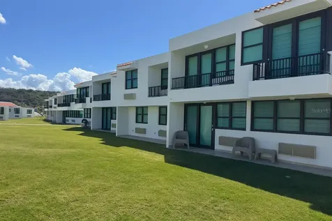C-116 Marbela Casa De Playa Isabela PR 00662