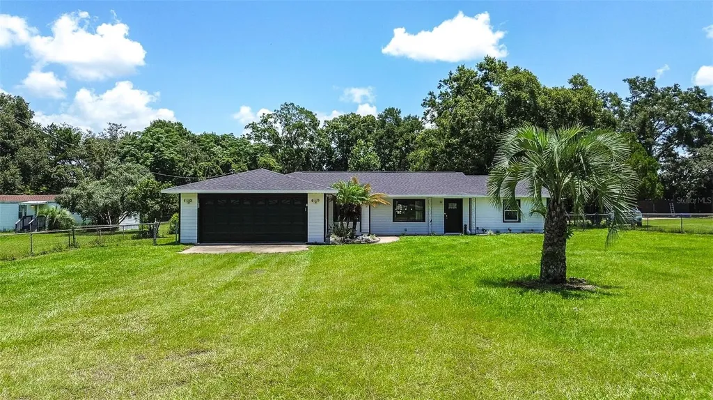 12644 Smith Road Dade City FL 33525