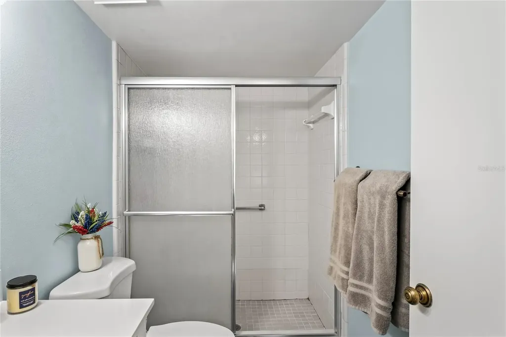 3232 Lake Pine Way E Tarpon Springs FL 34688