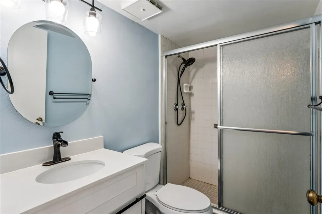 3232 Lake Pine Way E Tarpon Springs FL 34688