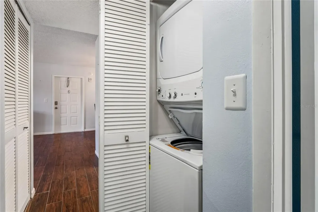 3232 Lake Pine Way E Tarpon Springs FL 34688