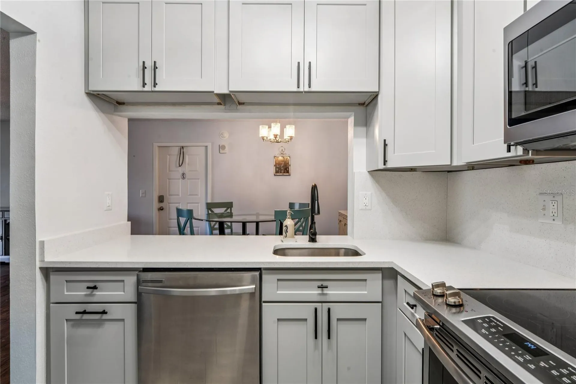 3232 Lake Pine Way E Tarpon Springs FL 34688