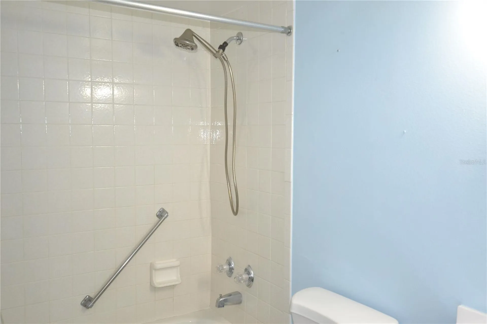 3232 Lake Pine Way E Tarpon Springs FL 34688