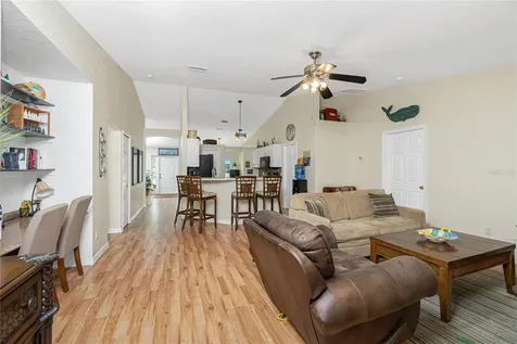 9347 Loyola Avenue Englewood FL 34224