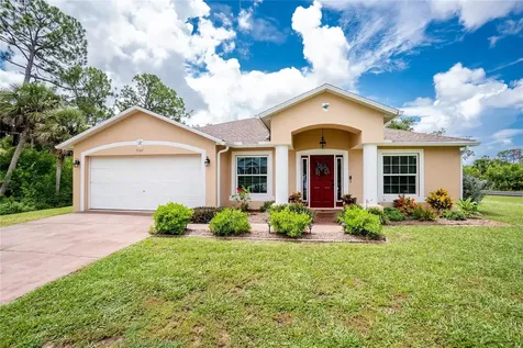 9347 Loyola Avenue Englewood FL 34224