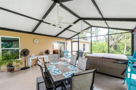9347 Loyola Avenue Englewood FL 34224