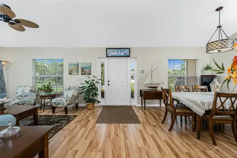 9347 Loyola Avenue Englewood FL 34224