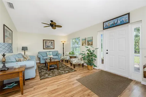 9347 Loyola Avenue Englewood FL 34224