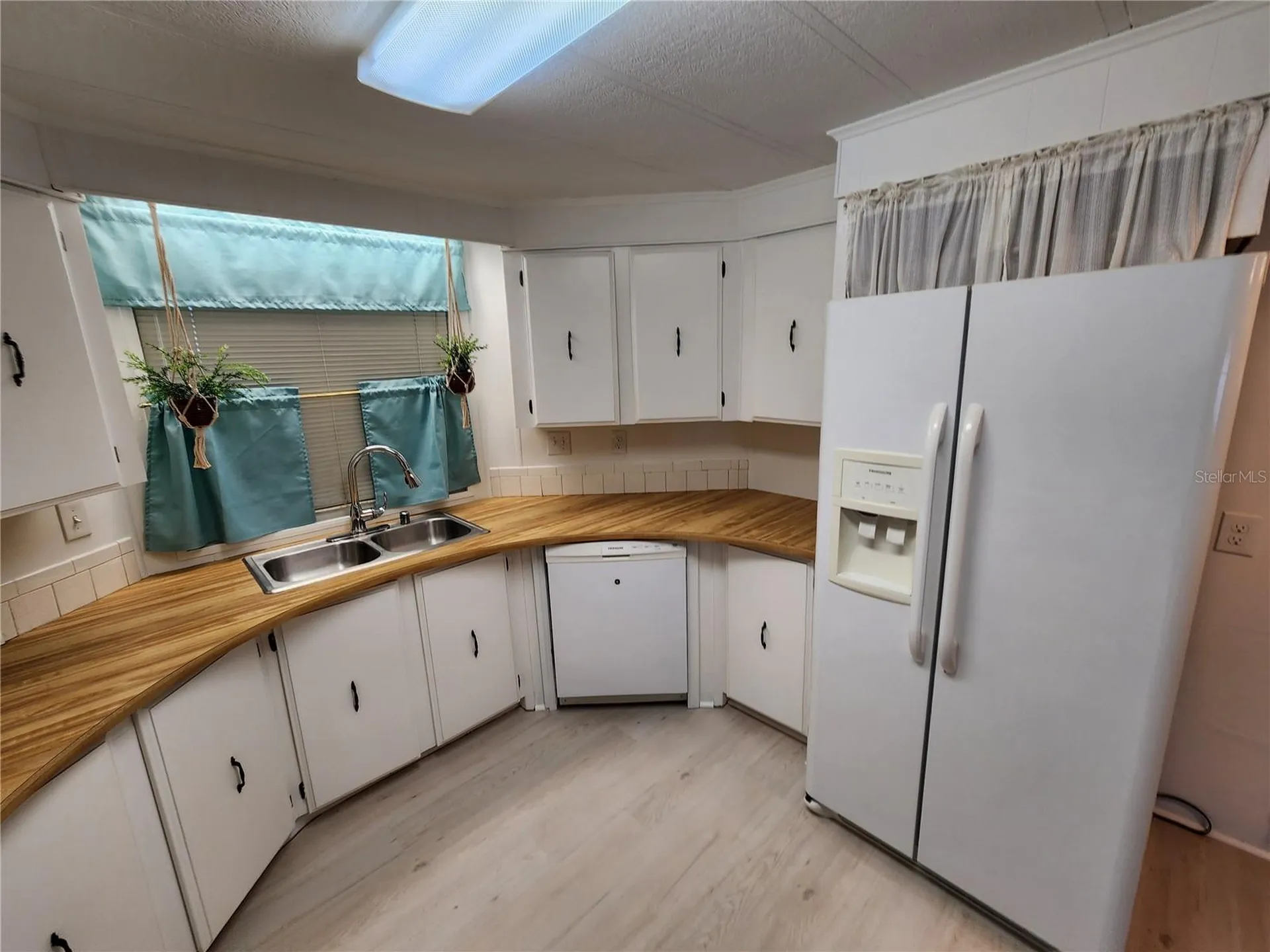 808 53rd Avenue E Bradenton FL 34203