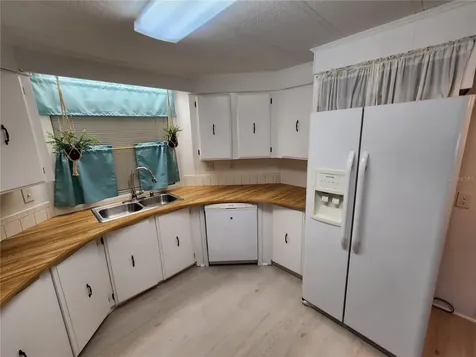 808 53rd Avenue E Bradenton FL 34203