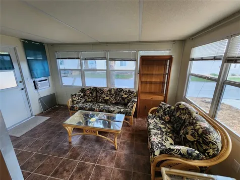 808 53rd Avenue E Bradenton FL 34203
