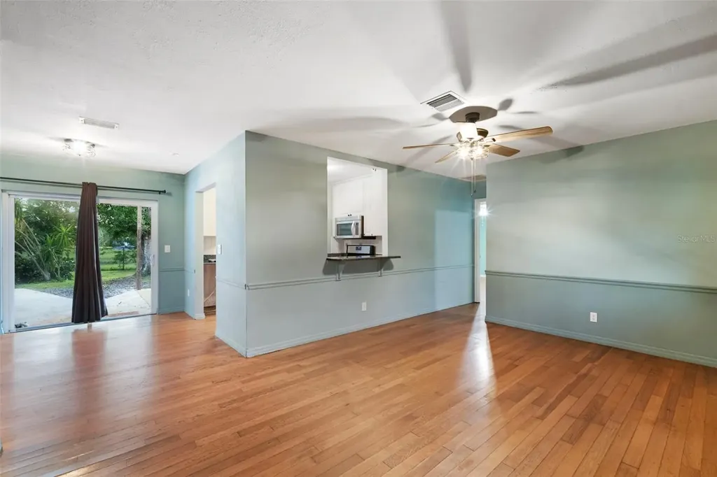5924 16th Lane NE St Petersburg FL 33703