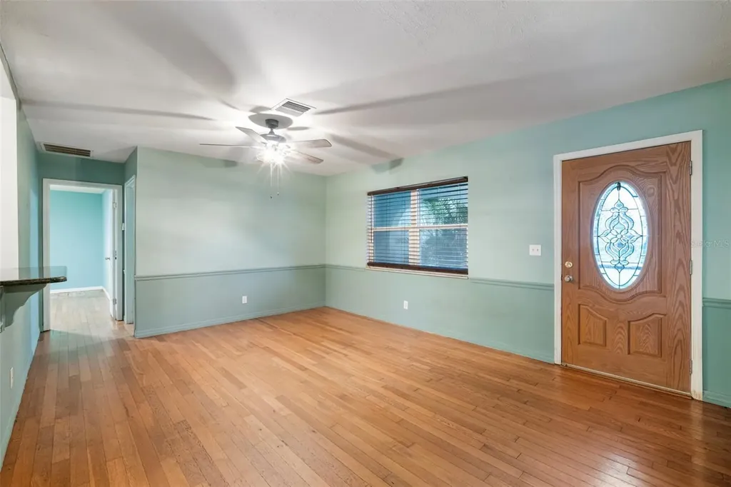 5924 16th Lane NE St Petersburg FL 33703