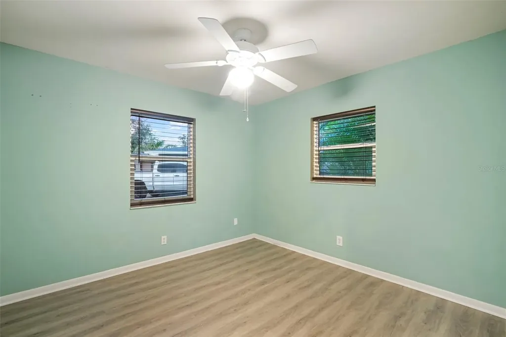 5924 16th Lane NE St Petersburg FL 33703