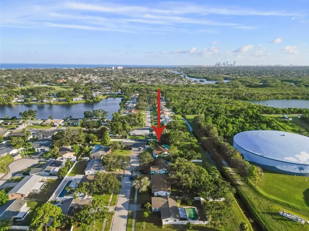 5924 16th Lane NE St Petersburg FL 33703