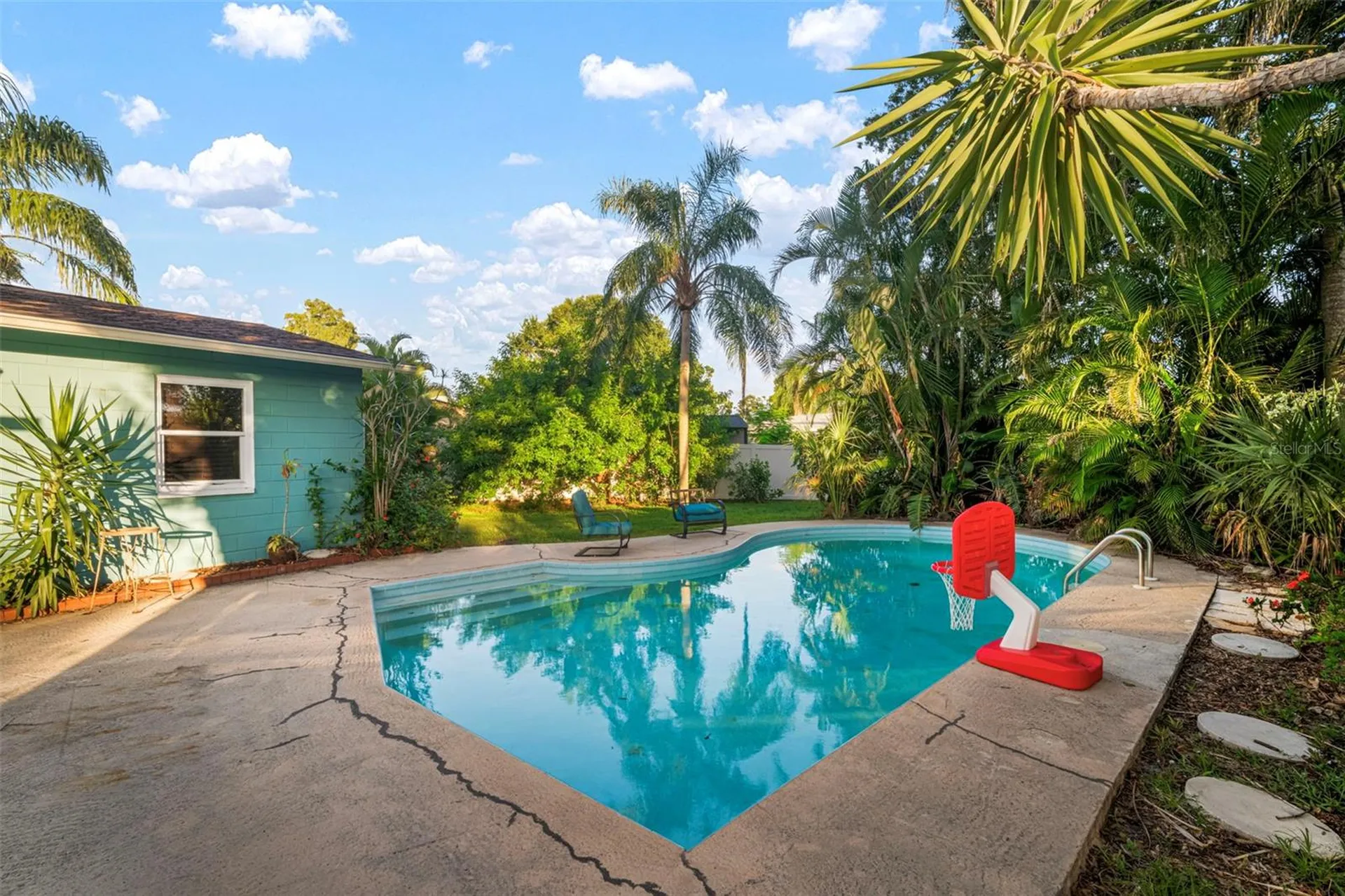 5924 16th Lane NE St Petersburg FL 33703