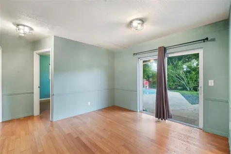 5924 16th Lane NE St Petersburg FL 33703
