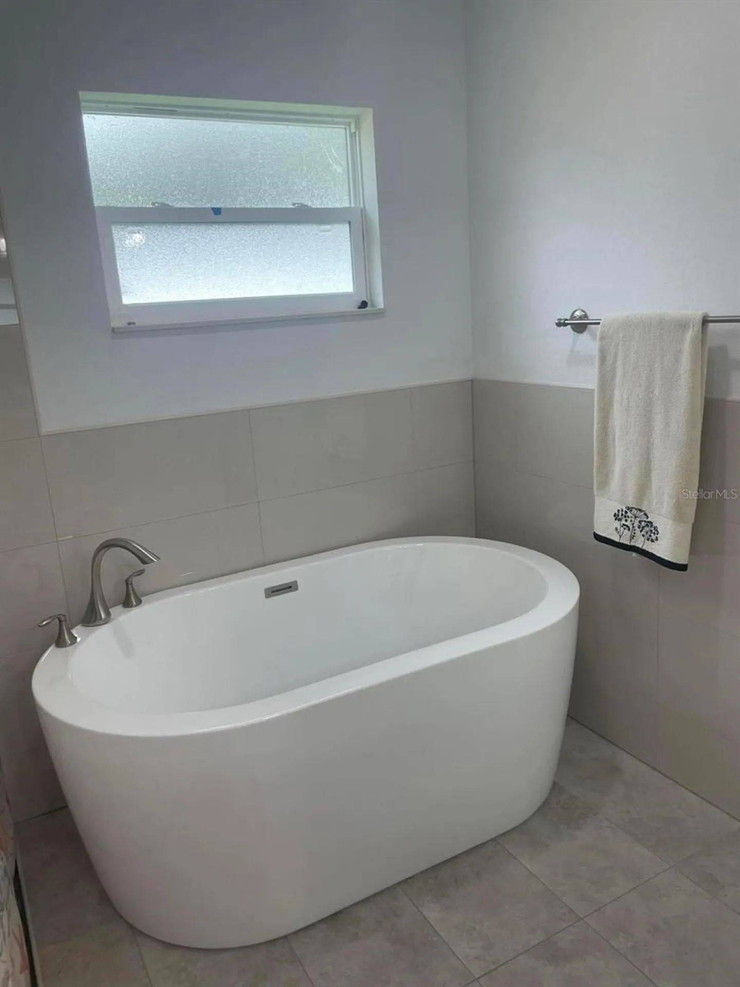 5112 Pacific Weeki Wachee FL 34607