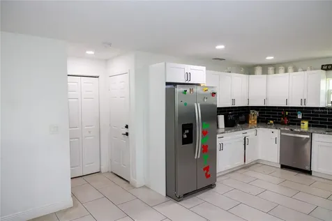 5112 Pacific Weeki Wachee FL 34607