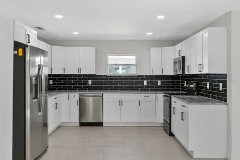 5112 Pacific Weeki Wachee FL 34607