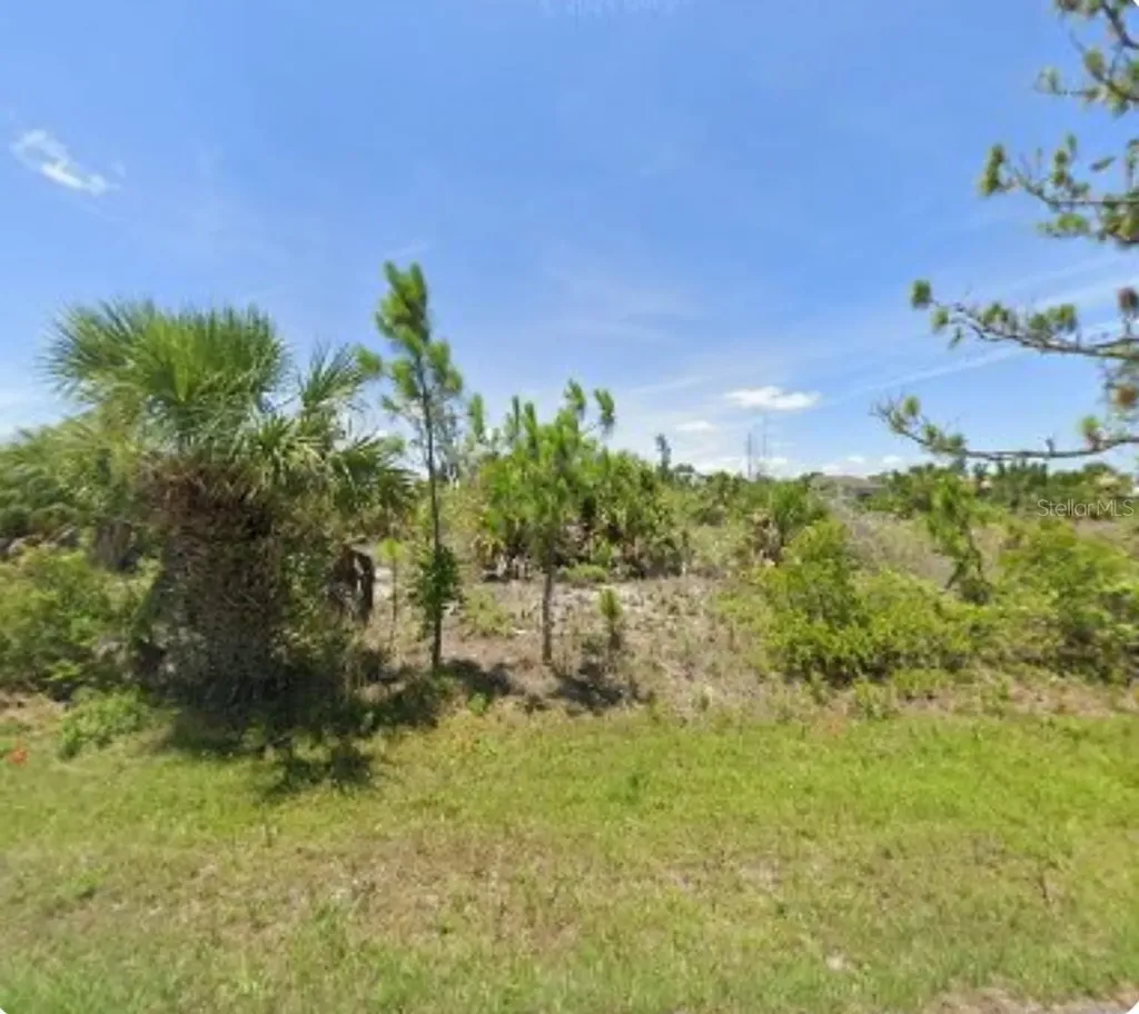 15089 Lakeland Circle Port Charlotte FL 33981