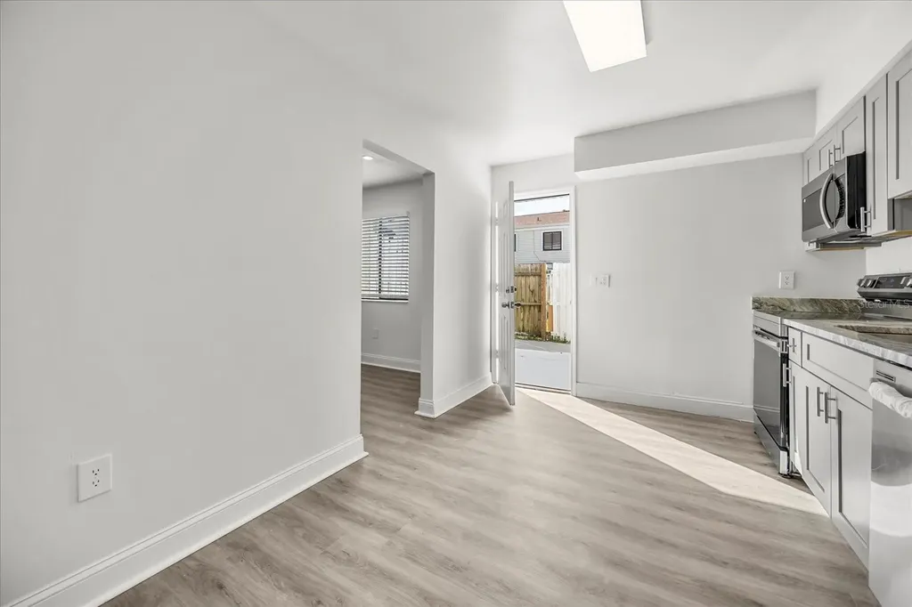 217 Debora Court Altamonte Springs FL 32701