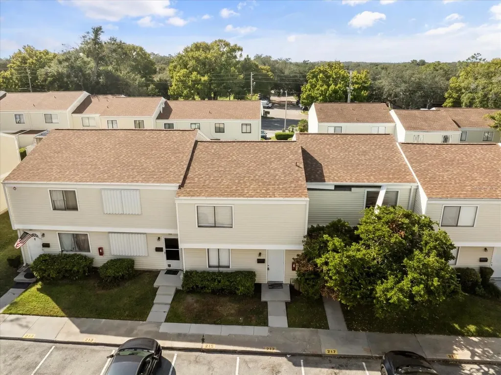 217 Debora Court Altamonte Springs FL 32701
