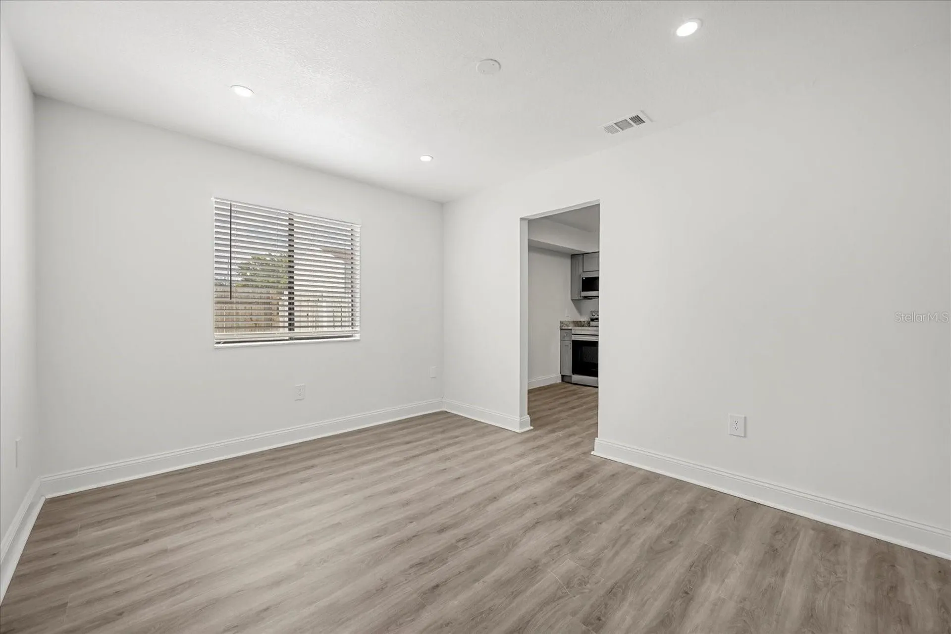 217 Debora Court Altamonte Springs FL 32701