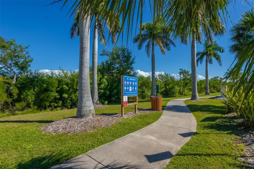 10098 Army Circle Port Charlotte FL 33981