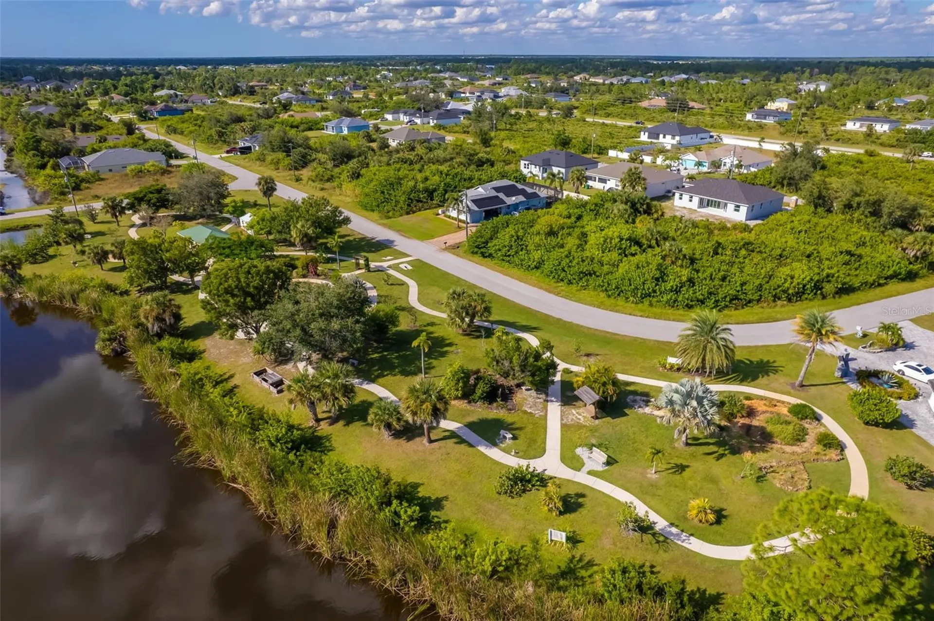 10098 Army Circle Port Charlotte FL 33981