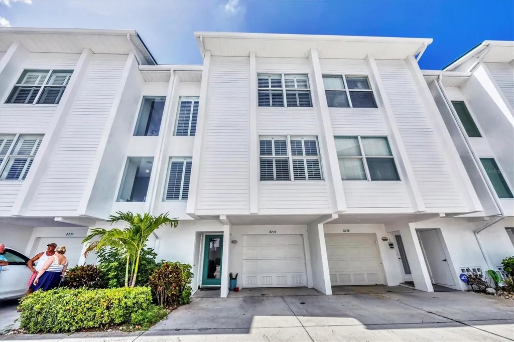8234 Harborside Circle Englewood FL 34224