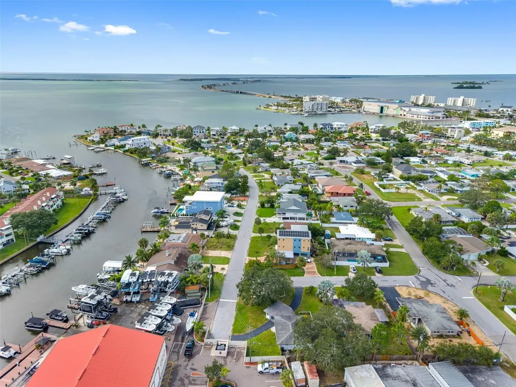 2413 Baywood Drive E Dunedin FL 34698