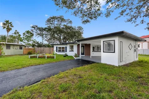 2413 Baywood Drive E Dunedin FL 34698