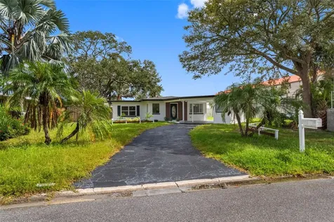 2413 Baywood Drive E Dunedin FL 34698