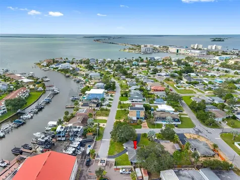 2413 Baywood Drive E Dunedin FL 34698